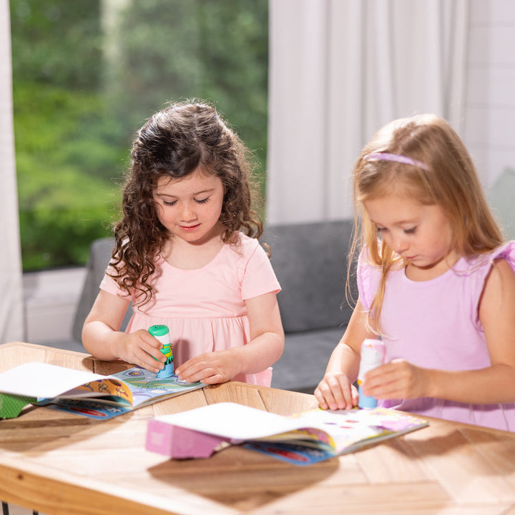 Melissa & Doug Enjoy Screen-Free Week Fun with Free Sticker WOW! Play Chart Trackers blog post