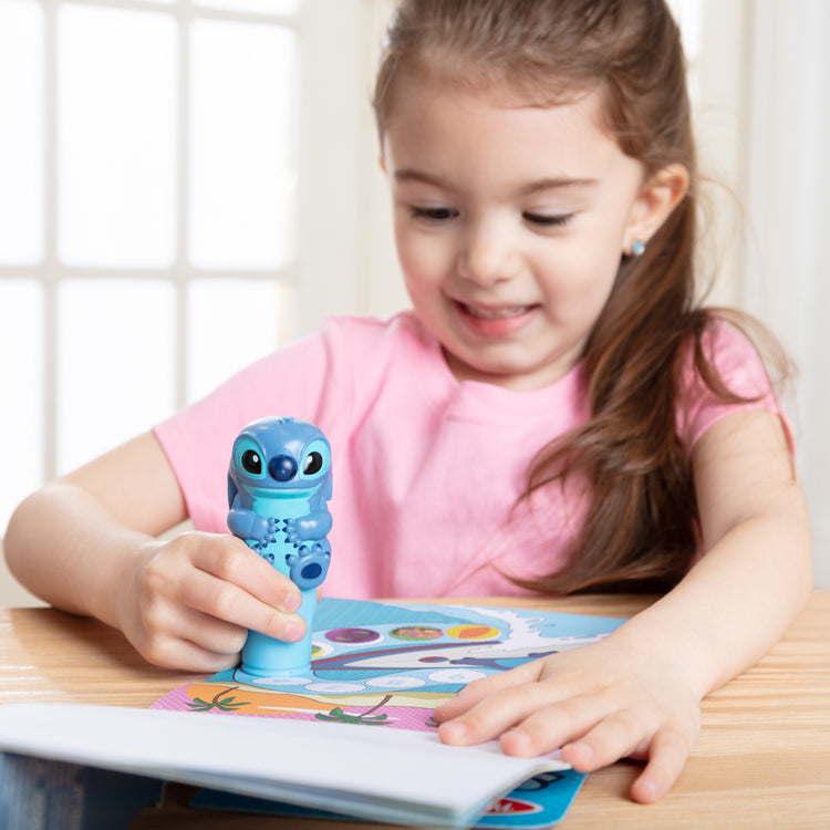 Sticker WOW!™ Disney Stitch Activity Pad & Sticker Stamper