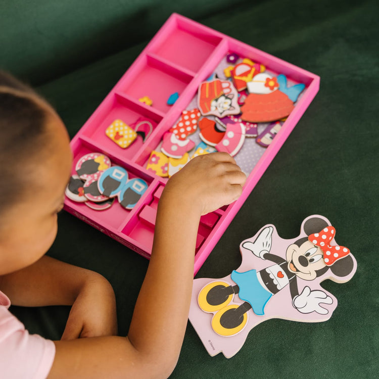 Melissa & Doug Disney Minnie Mouse Magnetic Dress-Up Wooden Doll Pretend Play Set (40 pcs)
